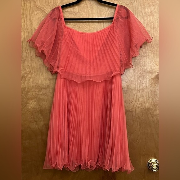 BCBGMaxAzria Shalom Mini Dress 8 - Picture 5 of 7